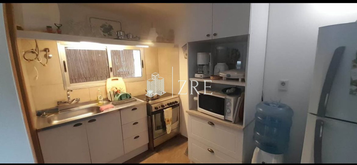 Casa ID.1086 - Se Alquila casa en la Barra