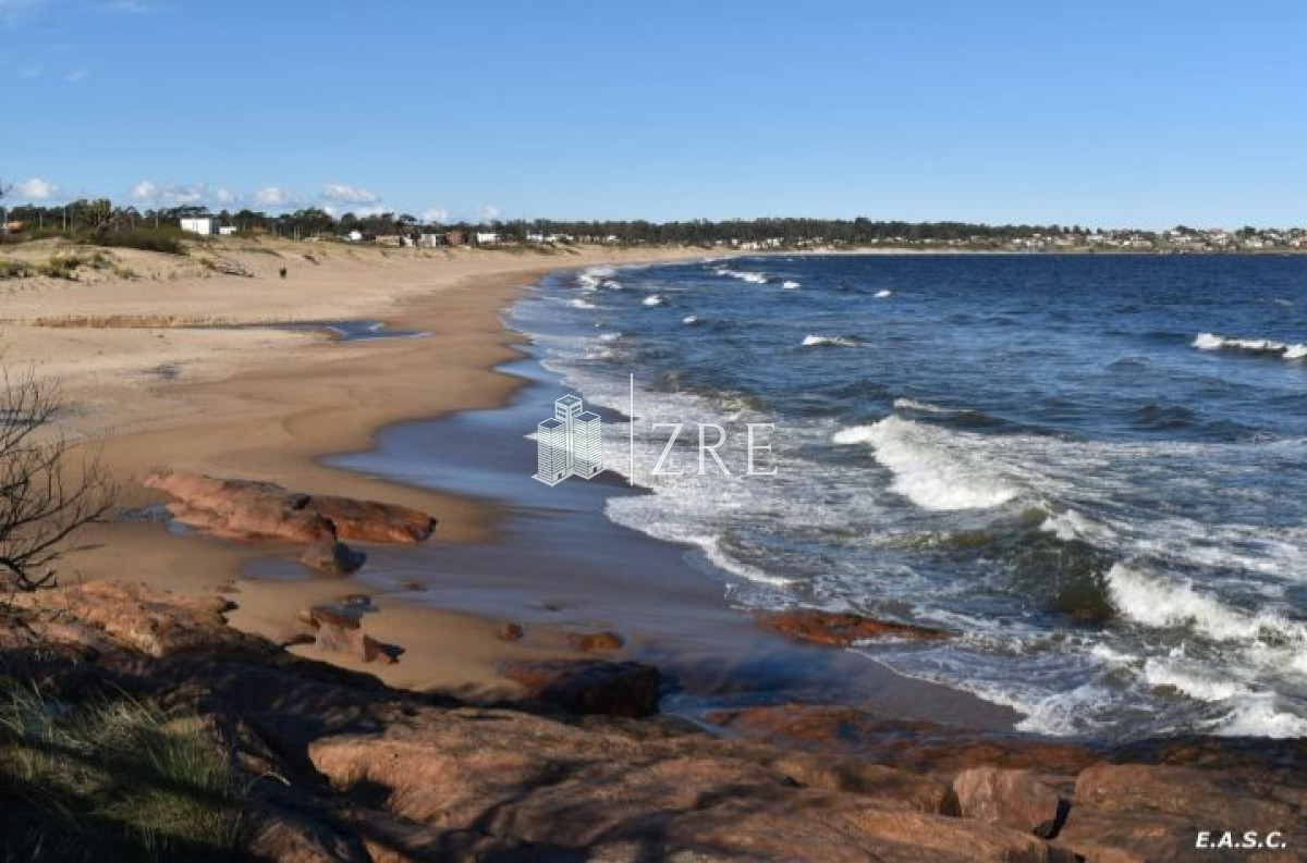 Casa ID.999 - Alquiler en Punta Colorada 