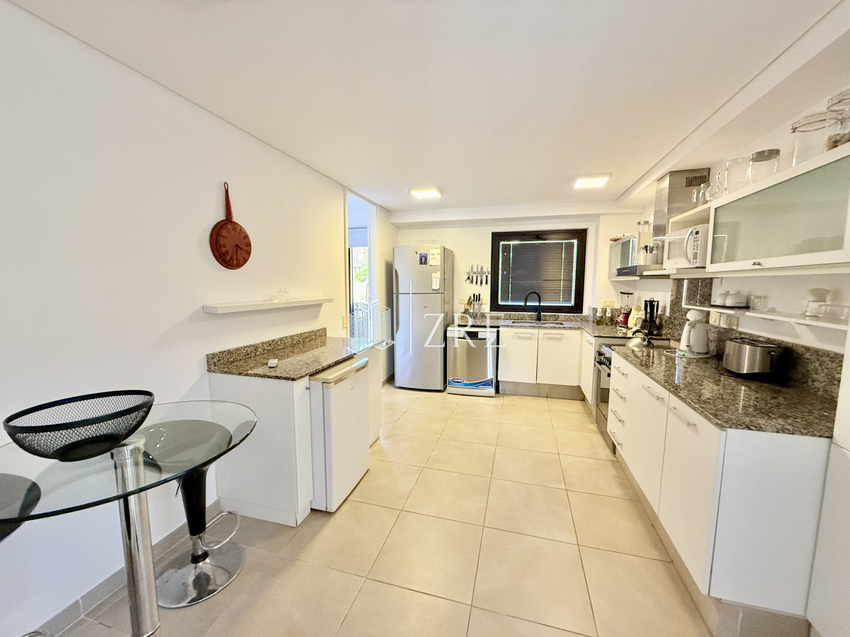 Casa ID.890 - Apartamento alquiler temporario 3 dormitorios en Punta Ballena, Maldonado