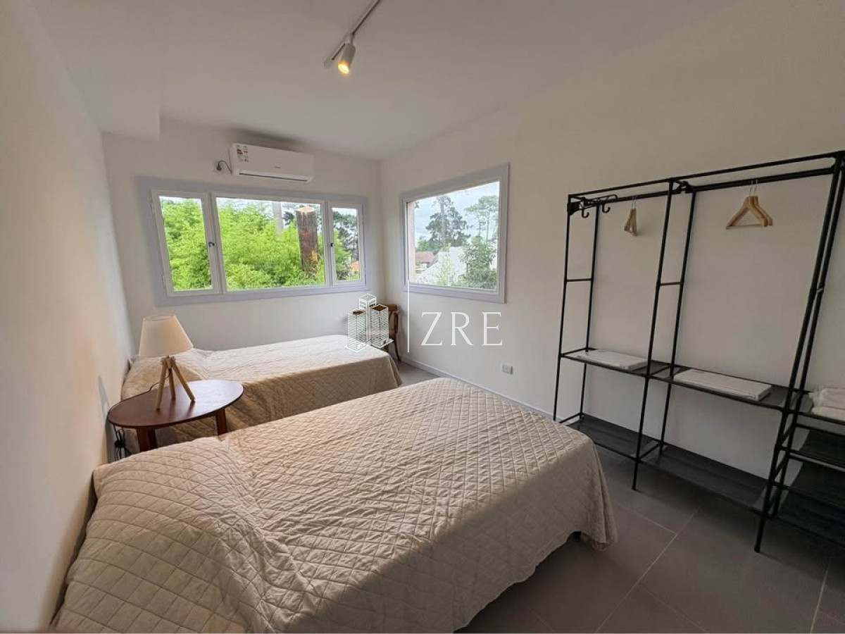 Casa ID.1172 - Casa en parada 35