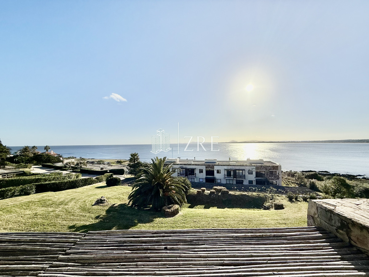 Casa ID.890 - Apartamento alquiler temporario 3 dormitorios en Punta Ballena, Maldonado