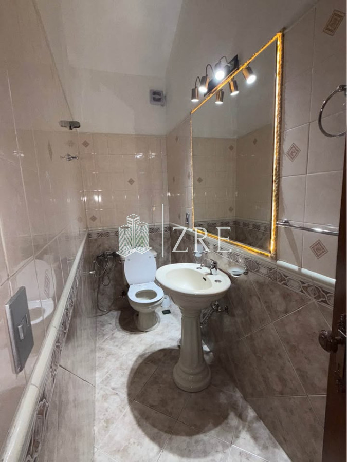 Casa ID.1205 - Casa en parada 18