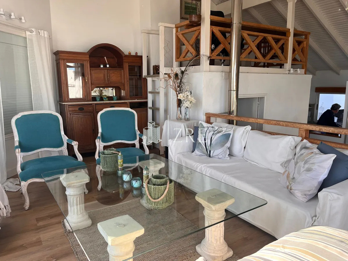 Casa ID.1154 - Casa frente al mar en parada 43