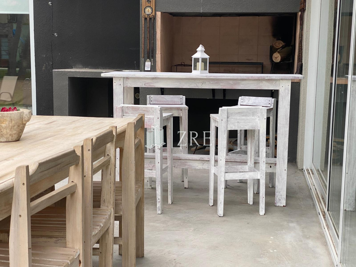 Casa ID.925 - Alquiler casa a 120 metros del mar en Balneario Buenos Aires, Punta del Este