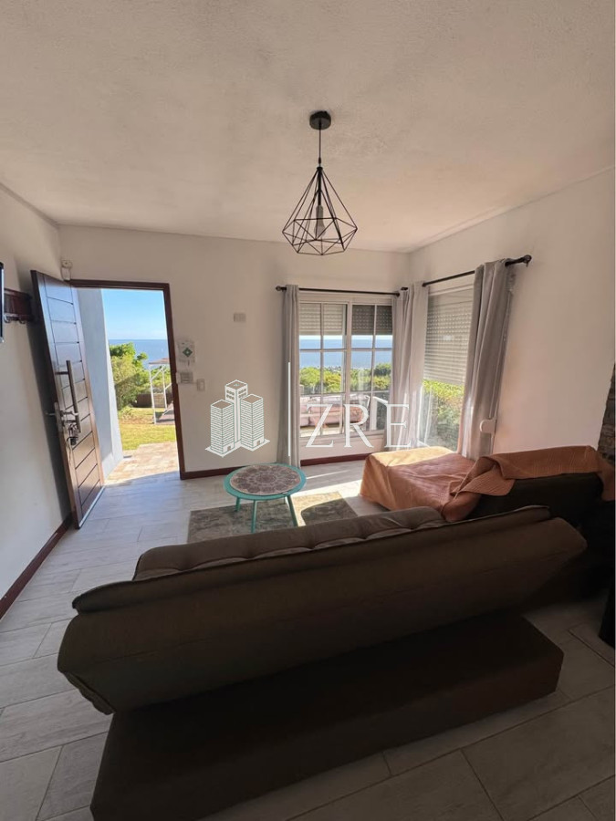 Casa ID.1114 - Se alquila casa en el cerro San Antonio