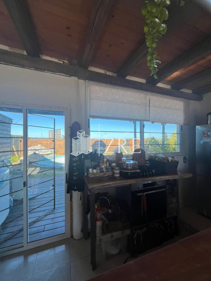 Casa ID.1019 - Se alquila Casa a metros del mar