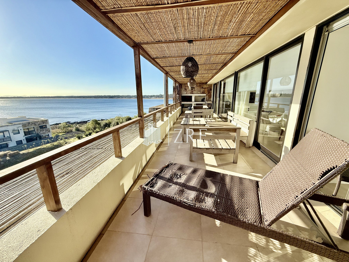 Casa ID.890 - Apartamento alquiler temporario 3 dormitorios en Punta Ballena, Maldonado