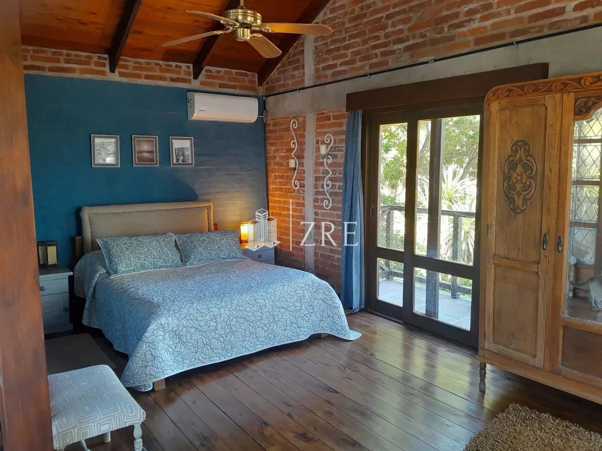 Casa ID.1129 - Se alquila casa en Piriápolis 