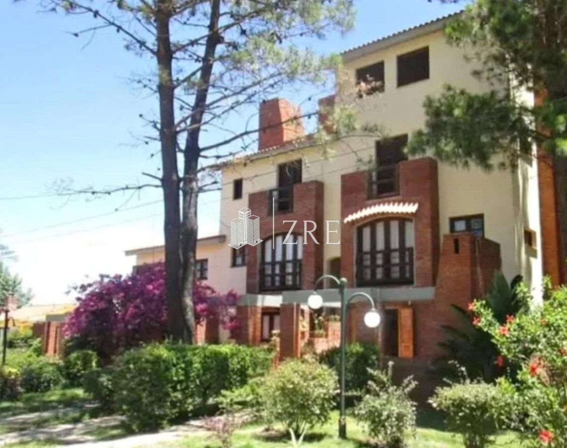 Casa ID.1119 - Se alquila casa en Piriápolis 