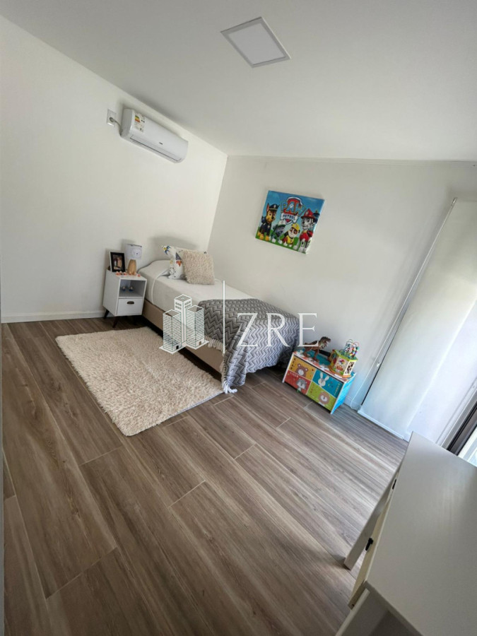 Casa ID.1141 - casa en barrio burnett 