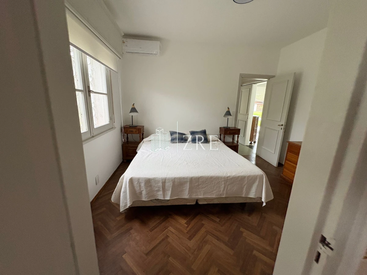 Casa ID.1307 - Alquiler anual casa de 3 dormitorios en Mansa, Punta del Este