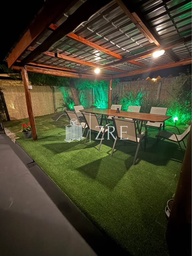 Casa ID.1205 - Casa en parada 18