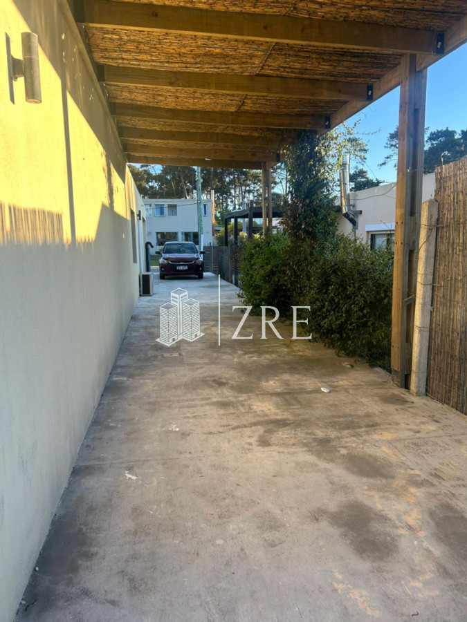 Casa ID.1141 - casa en barrio burnett 