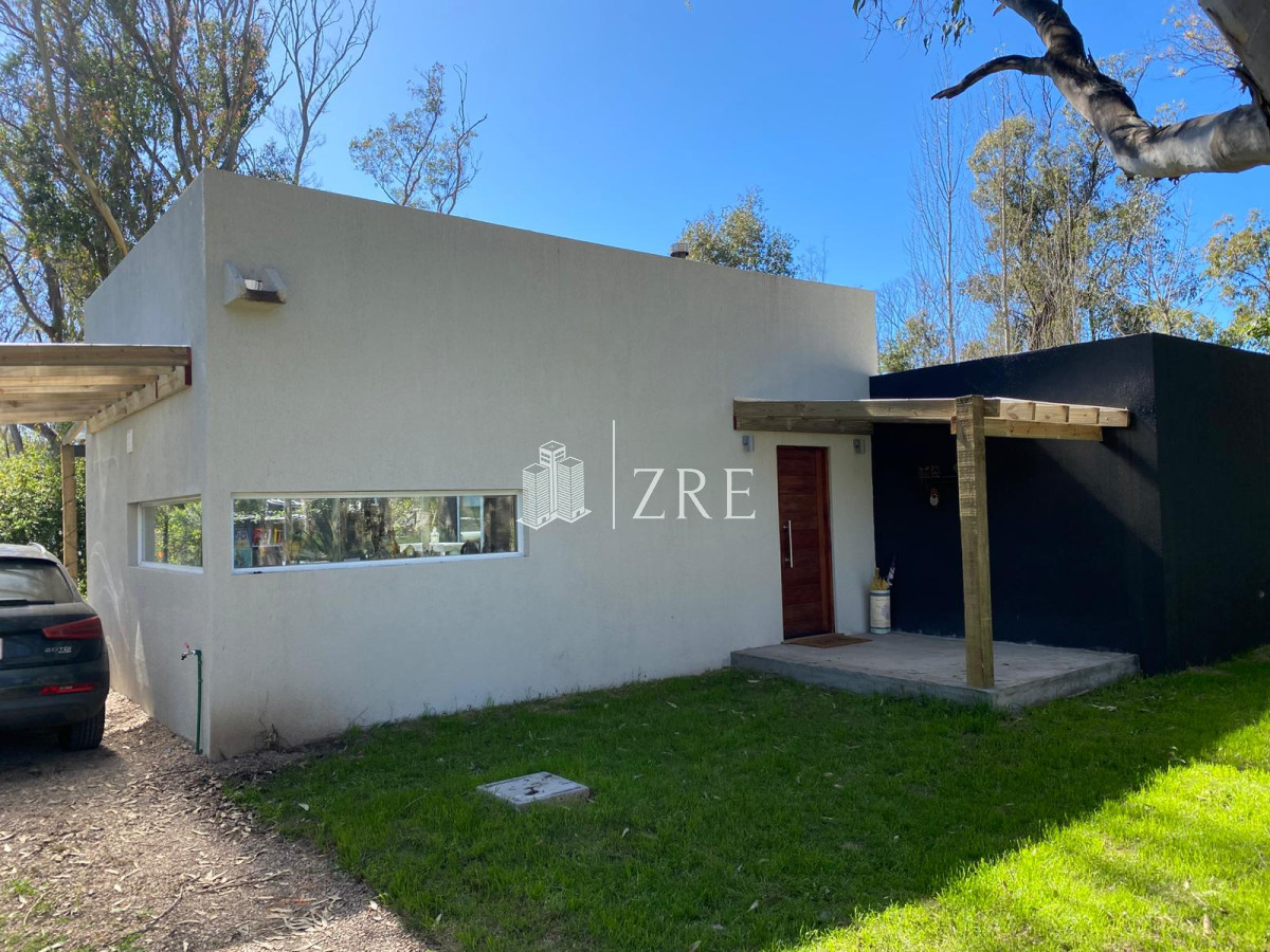 Casa ID.925 - Alquiler casa a 120 metros del mar en Balneario Buenos Aires, Punta del Este