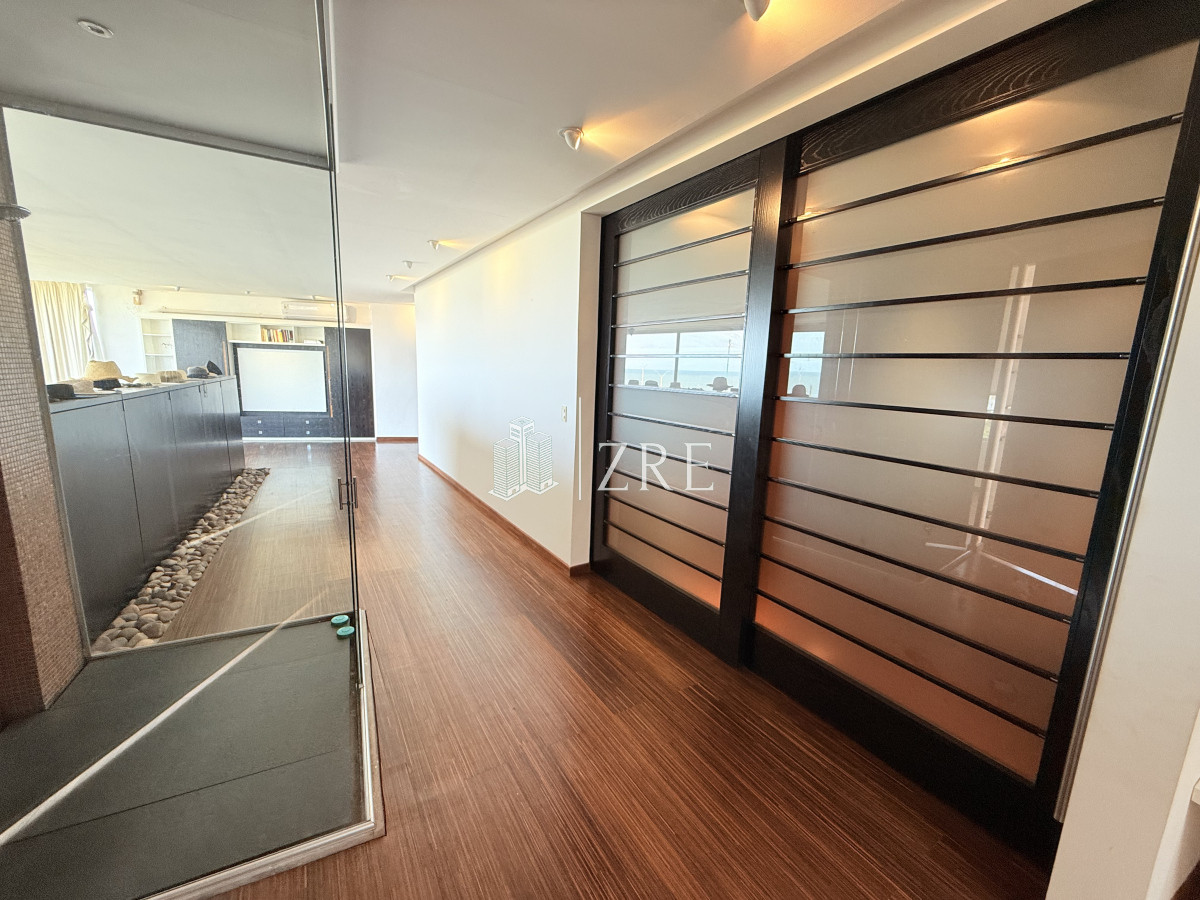 Casa ID.993 - Venta importante casa en la barra