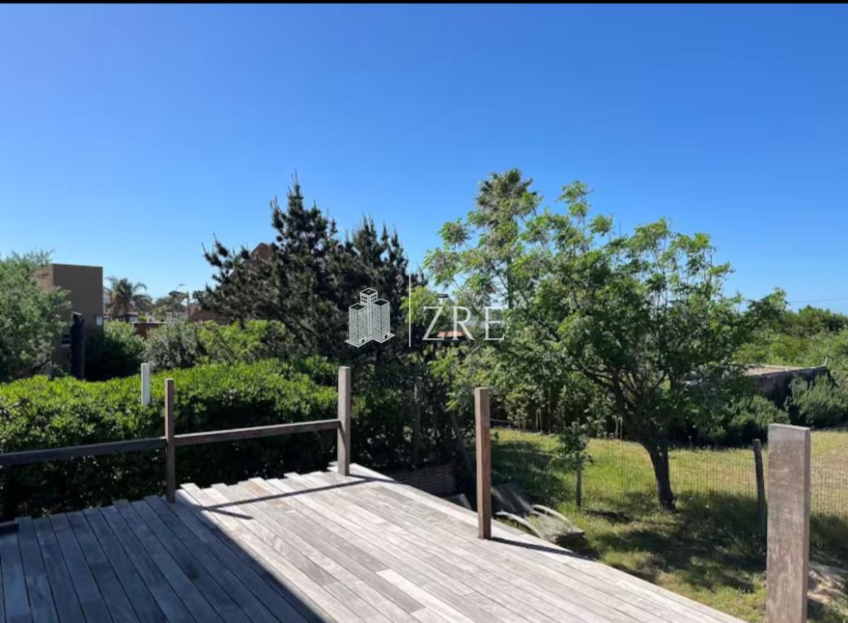 Casa ID.1082 - Se alquila casa en el Balneario San Francisco 