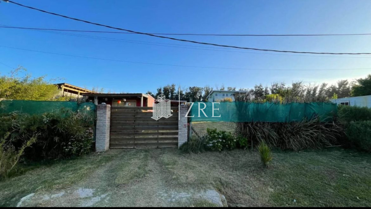 Casa ID.1086 - Se Alquila casa en la Barra