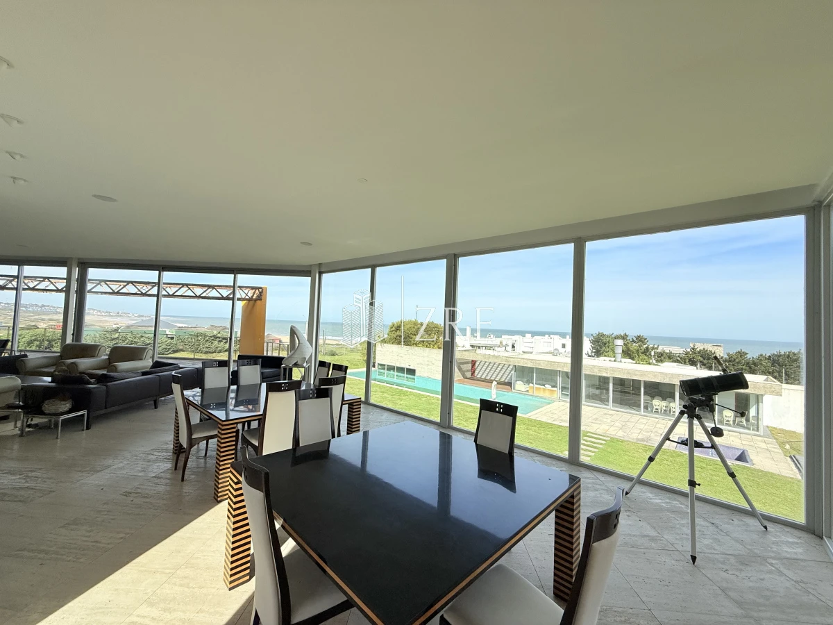 Casa ID.993 - Venta importante casa en la barra