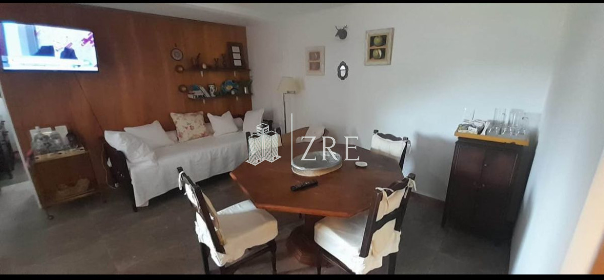 Casa ID.1086 - Se Alquila casa en la Barra