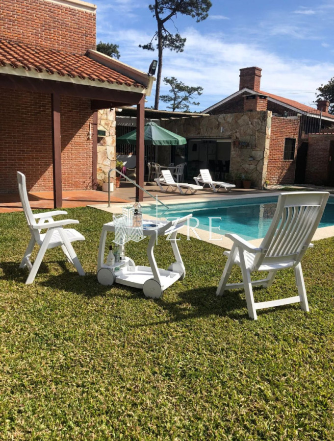 Casa ID.1074 - Alquiler casa en parada 13 de la mansa, Punta del Este