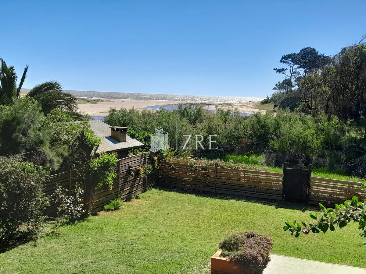 Casa ID.1129 - Se alquila casa en Piriápolis 