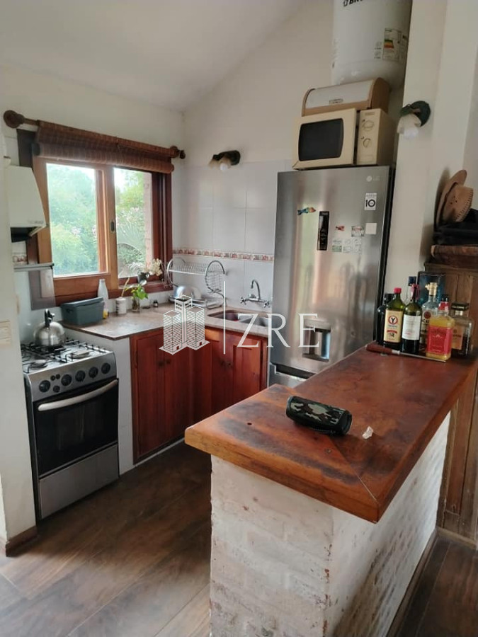 Casa ID.1038 - Se Alquila casa con Jardín temático 