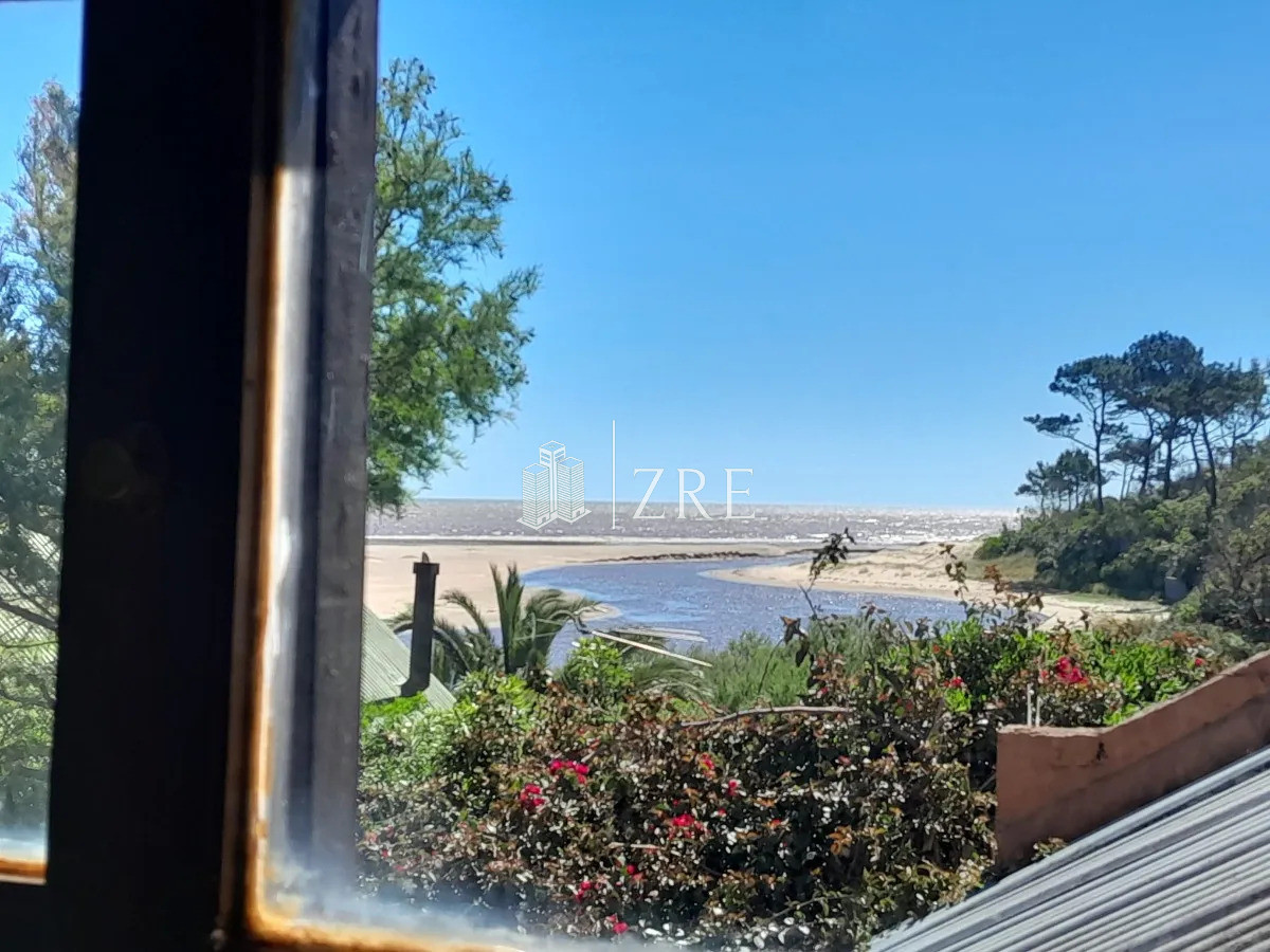 Casa ID.1129 - Se alquila casa en Piriápolis 