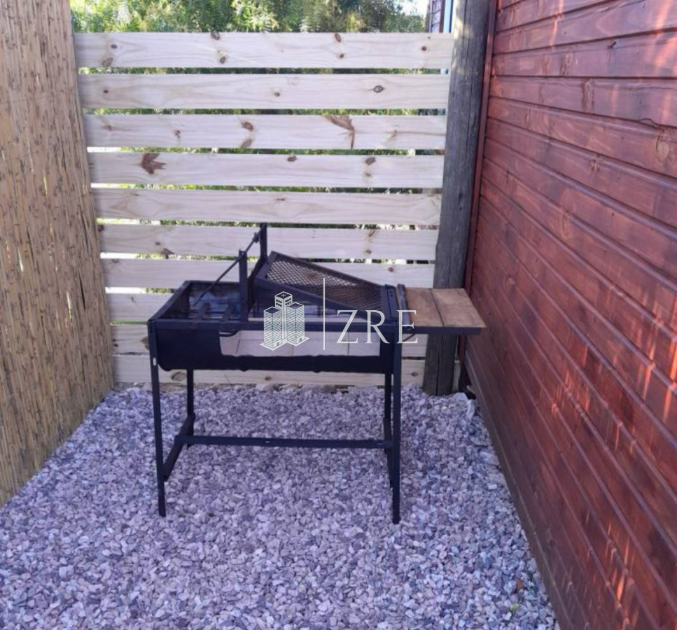 Casa ID.1083 - Se alquila casa con piscina en Piriápolis 