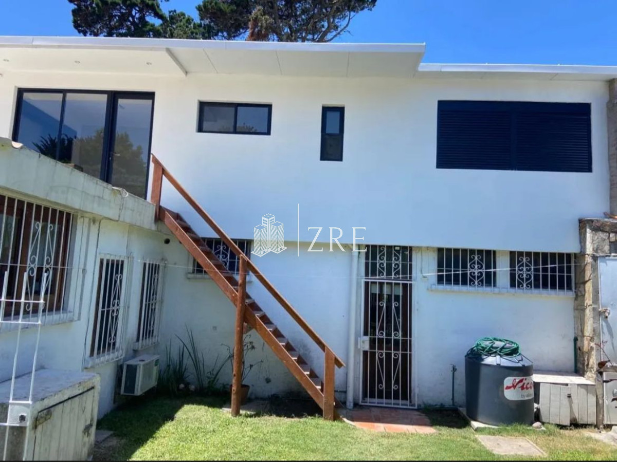 Casa ID.1074 - Alquiler casa en parada 13 de la mansa, Punta del Este