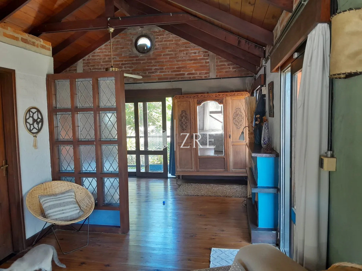 Casa ID.1129 - Se alquila casa en Piriápolis 