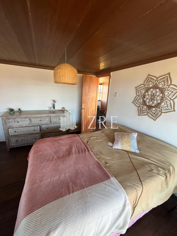 Casa ID.1019 - Se alquila Casa a metros del mar