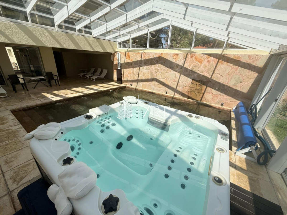 Apartamento ID.1270 - Venta apartamento 2 dormitorios en Aidy Grill, Punta del Este