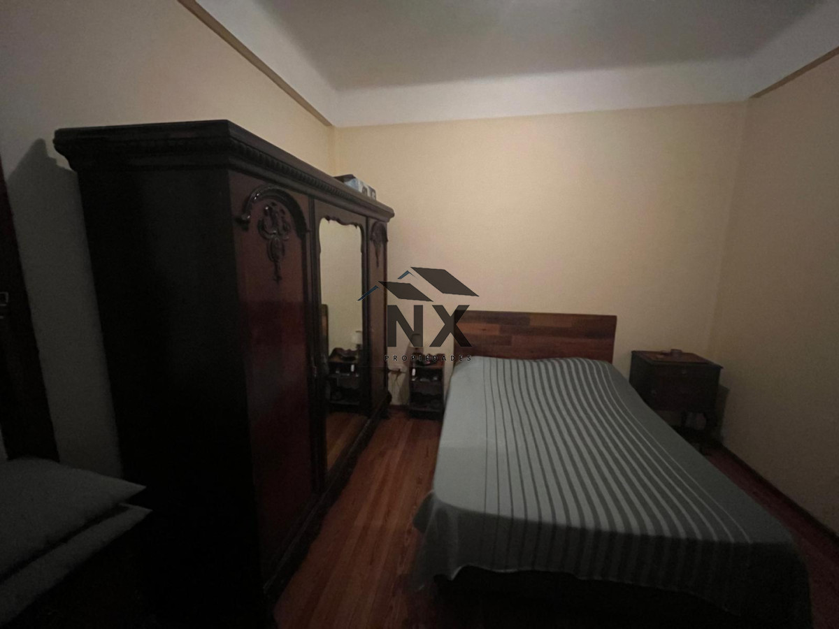 Apartamento ID.350 - Venta Apartamento de 2 Dormitorios Renovado en Ciudad Vieja, T