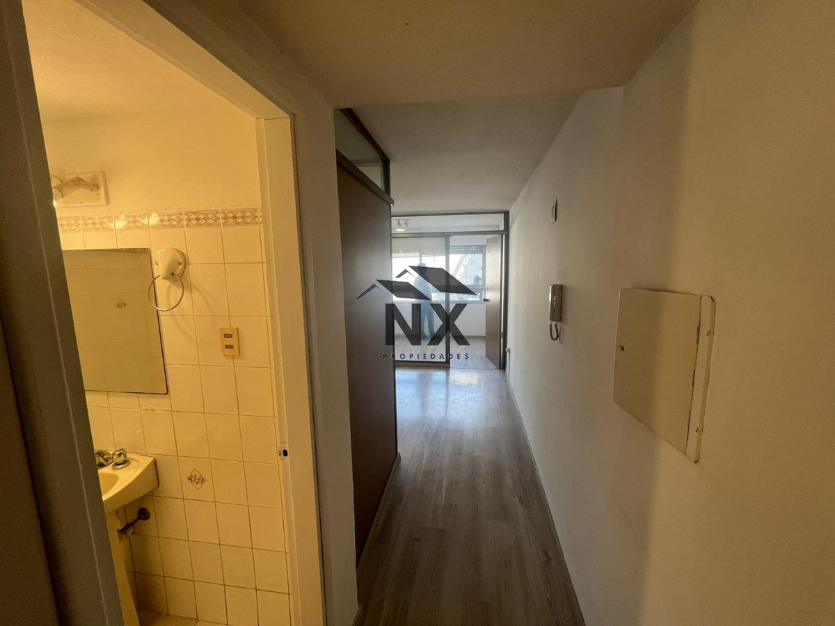 Apartamento ID.236 - Venta Apartamento Monoambiente, Cochera, Cordon, T
