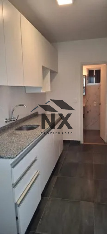 Apartamento ID.272 - Alquiler Apartamento, 2 Dorm, 2 Baños, Balcon, Centro, Montevideo