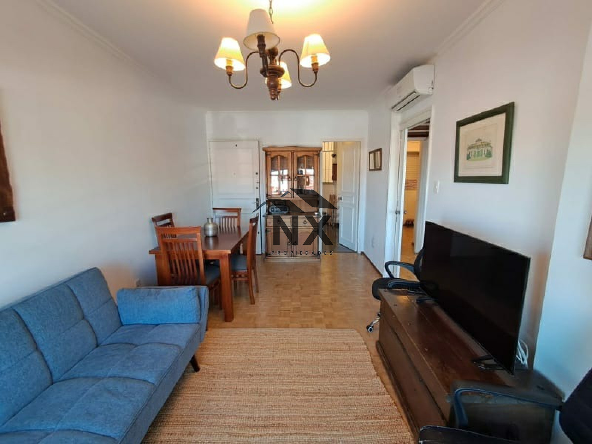 Apartamento ID.10 - Alquiler Apartamento 2 Dormitorios Rambla, Frente Al Mar  Amoblado, Seguridad 24 Hs, T