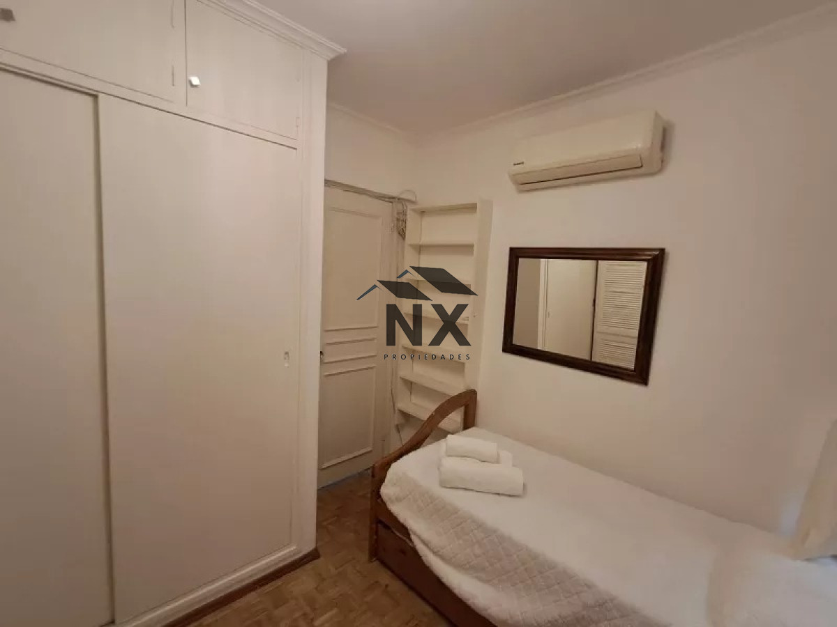 Apartamento ID.10 - Alquiler Apartamento 2 Dormitorios Rambla, Frente Al Mar  Amoblado, Seguridad 24 Hs, T