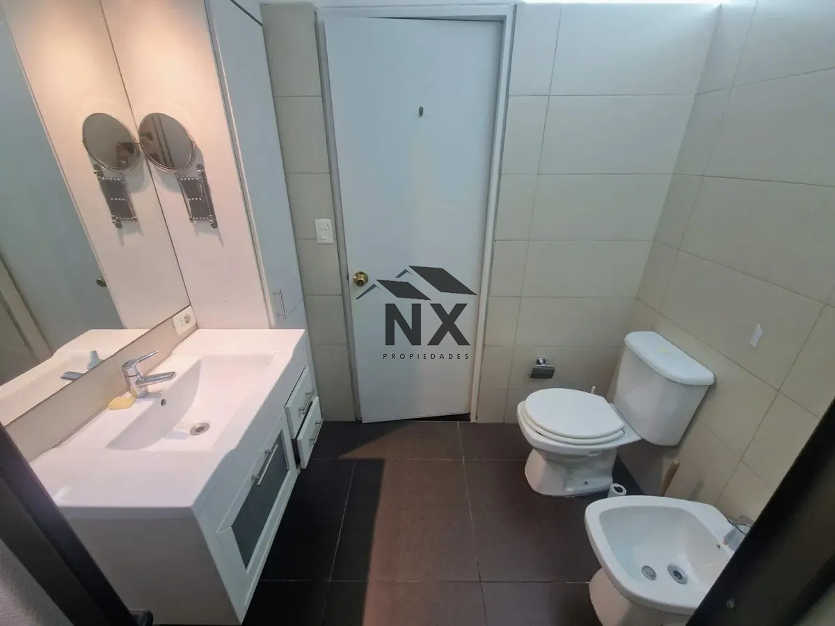 Apartamento ID.373 - Venta 3 Dormitorios + Servicio, Pocitos.