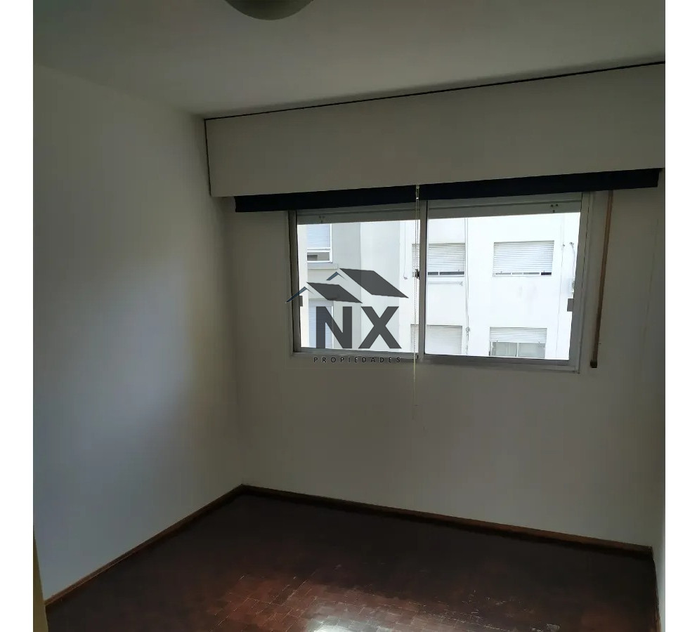 Apartamento ID.11 - Alquiler Apartamento 1 Dormitorio Con Garage  Piso Alto, Terraza, Pocitos, T