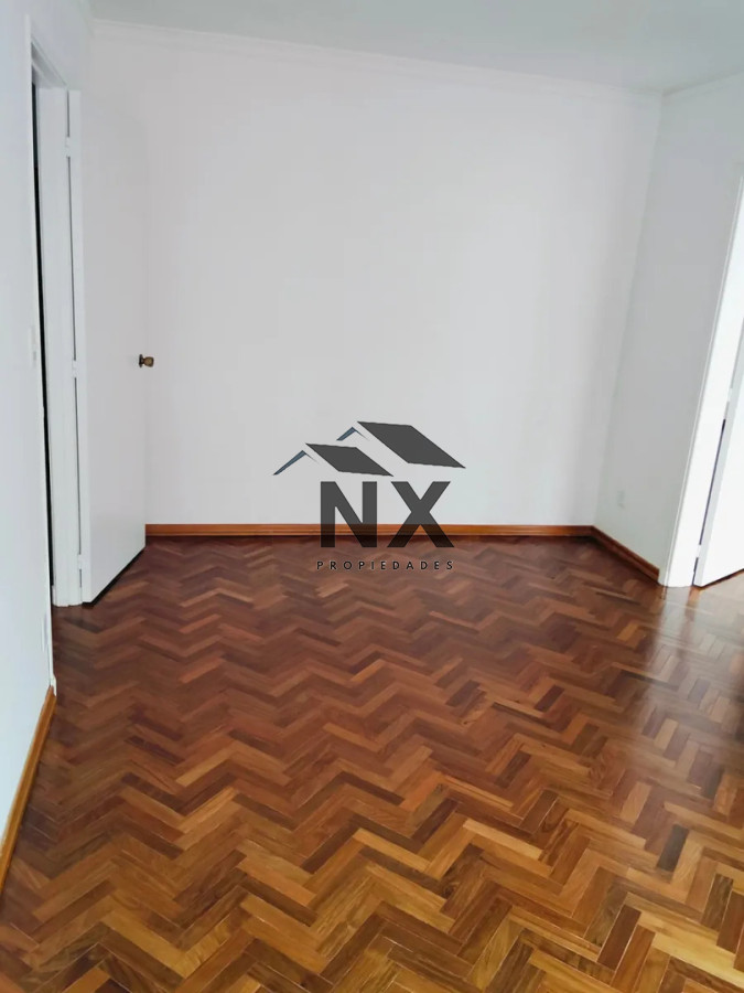 Apartamento ID.343 - Venta Apartamento 3 Dormitorios + Servicio, Garaje Pocitos, T