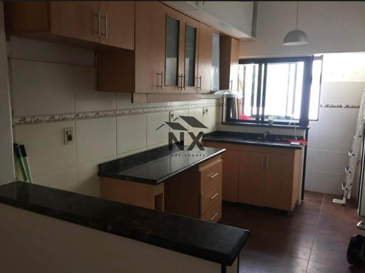 Apartamento ID.12 - Alquiler Apartamento 2 Dormitorios 2 Baños Centro Montevideo, N