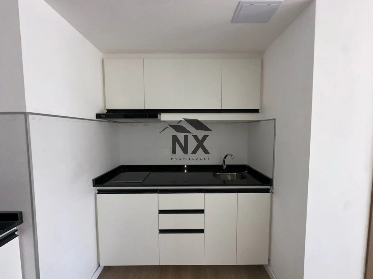 Apartamento ID.13 - Alquiler Apartamento 1 Dormitorio, Patio Y Garage, Barbacoa, La Blanqueada, T