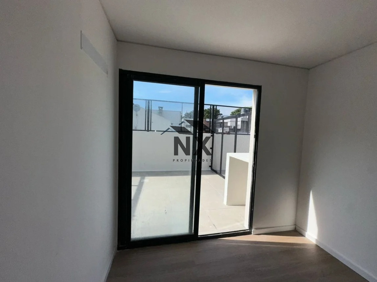 Apartamento ID.13 - Alquiler Apartamento 1 Dormitorio, Patio Y Garage, Barbacoa, La Blanqueada, T