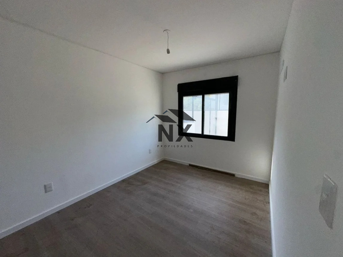 Apartamento ID.13 - Alquiler Apartamento 1 Dormitorio, Patio Y Garage, Barbacoa, La Blanqueada, T