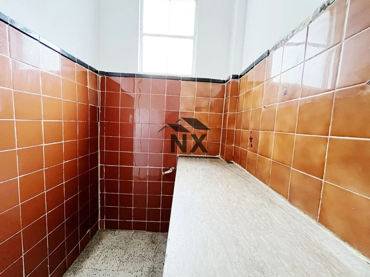 Apartamento ID.14 - Alquiler Apartamento 3 Dormitorios En Cordón Sur  Al Frente, T