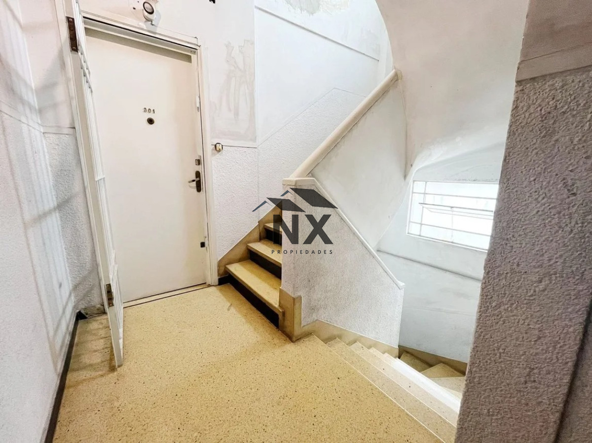 Apartamento ID.14 - Alquiler Apartamento 3 Dormitorios En Cordón Sur  Al Frente, T