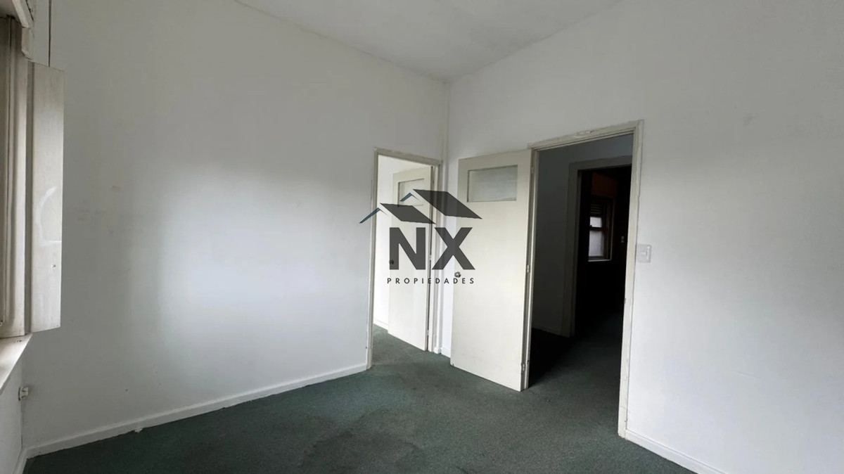 Apartamento ID.78 - Alquiler Apartamento 2 Dormitorios, Centro, Balcón, T