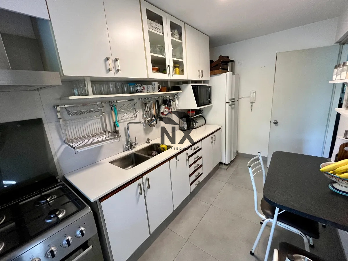 Apartamento ID.50 - Venta Apartamento 2 Dormitorios Balcon Barbacoa Centro Sur Montevideo, N