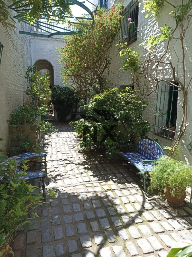 Apartamento ID.66 - Alquiler Apartamento 1 Dormitorio Duplex, Ciudad Vieja, T