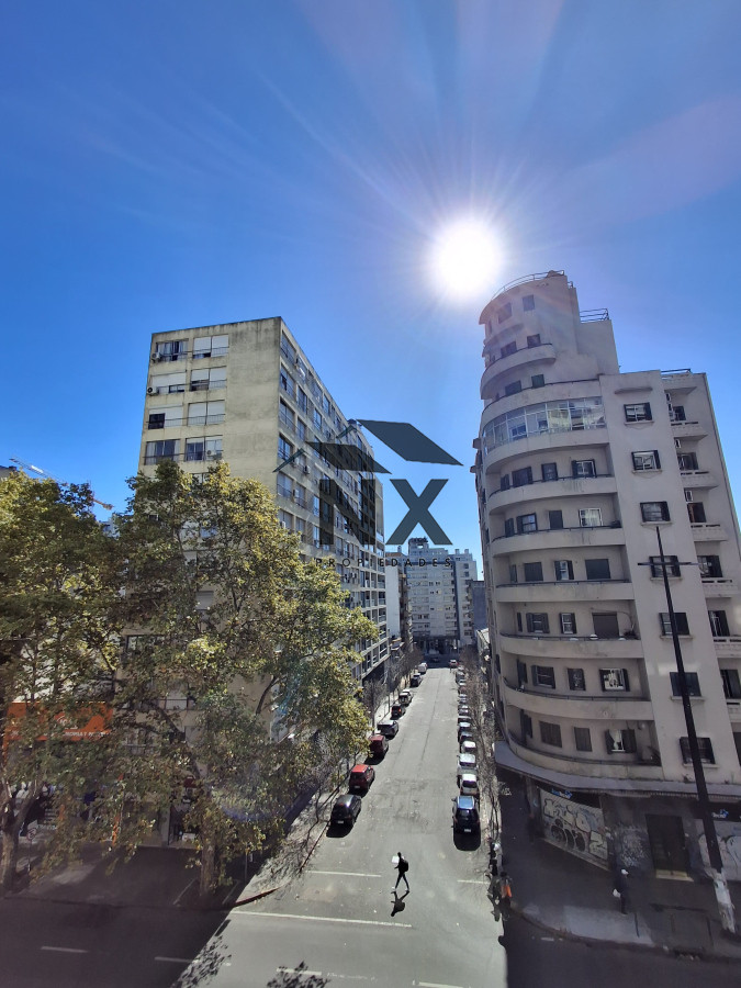 Apartamento ID.76 - Venta Monoambiente Centro, H.